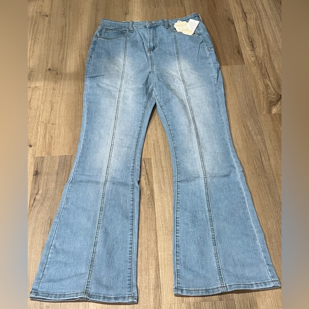 Altar’d State High Rise Flare Leg Jeans women’s Size 25 / 5 NWT - Picture 2 of 5